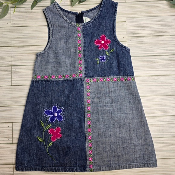 Rare Editions Vintage Denim Dress Embroidered Floral Applique Size 5T - Picture 1 of 6